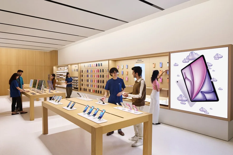 Apple iPhone X ve 2018 model 15 inç MacBook Pro'yu satıştan kaldırdı