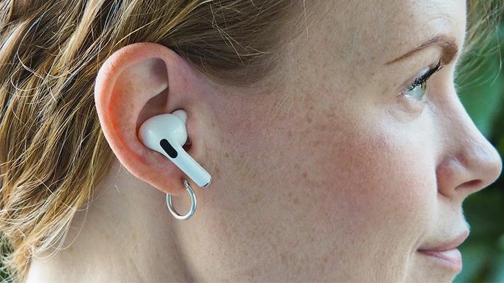 Apple'ın kameralı AirPods modeli macOS güncellemesinde ortaya çıktı