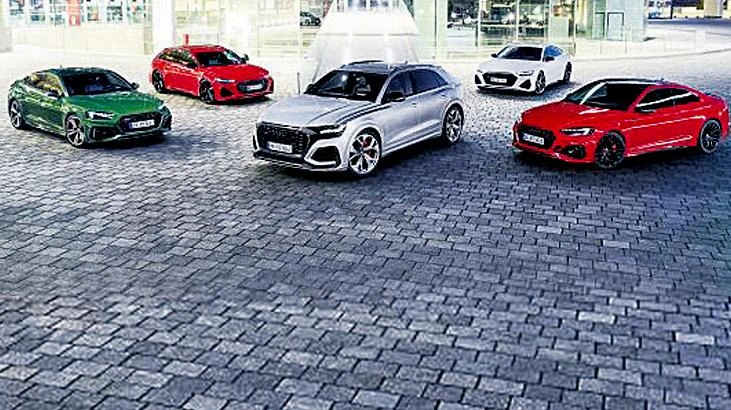 Audi fabrikasında el konulan otomobil anahtarları yönetime teslim edildi