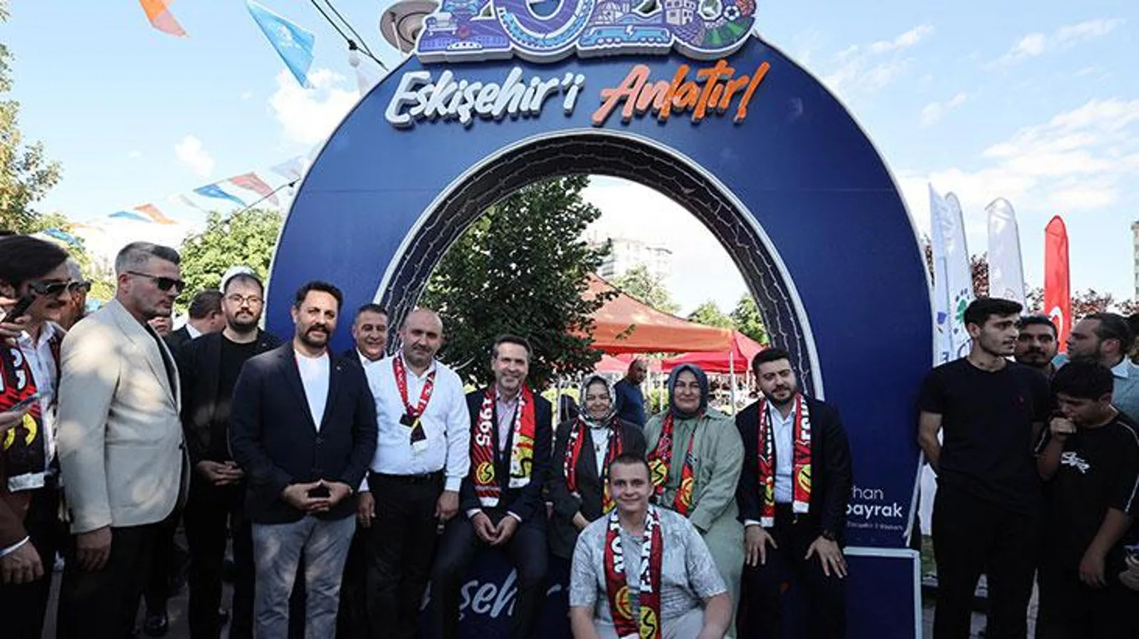 Bakan Bayraktar: Türkiye Yüzyılı için büyük projelerle ilerliyoruz