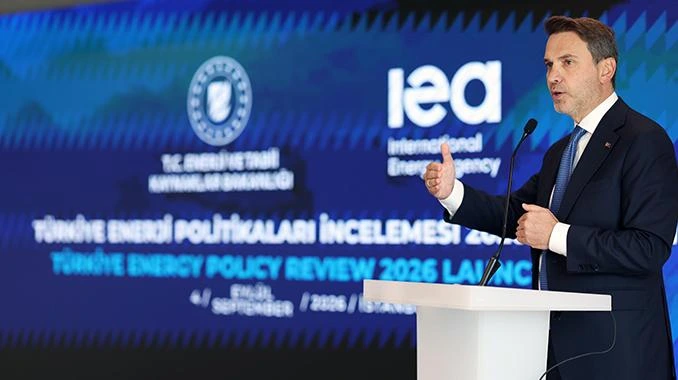 Bakan Bayraktar: Türkiye'nin enerji planında elektrifikasyon öncelikli hedef