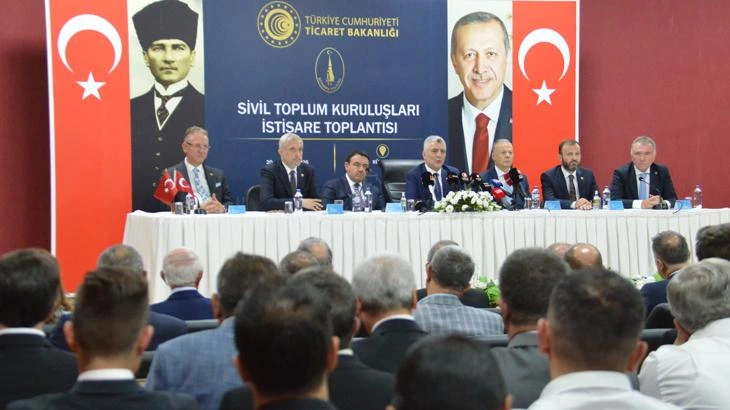 Bakan Bolat: Kütahya jeotermal kaynaklarıyla turizmde de gelişiyor