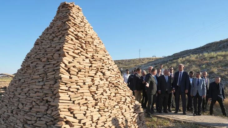 Bakan Ersoy Adıyaman'da Perre Antik Kenti ve restorasyon çalışmalarını inceledi