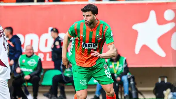 Beşiktaş, Ümit Akdağ'ın İstanbul'a geliş saatini açıkladı