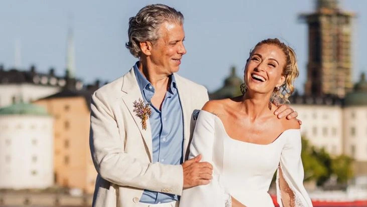 Ceyda Düvenci ve Güçlü Mete’nin Stockholm nikahından yeni fotoğraflar paylaşıldı