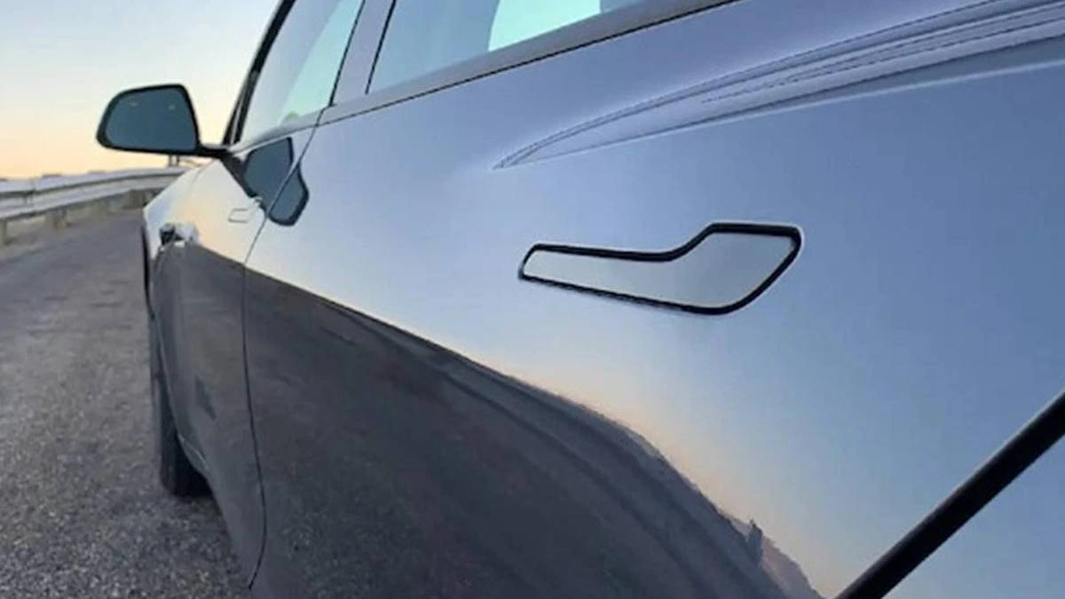 Çin'de 3 milyon Tesla ve diğer araçlar kapı kolu sorunu nedeniyle geri çağrıldı