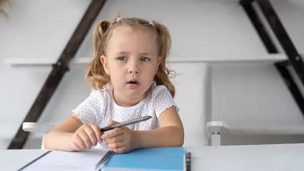Çocuklarda konuşma gelişiminde sosyal iletişim ve davranışlar önem taşıyor