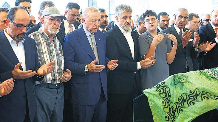 Cumhurbaşkanı Erdoğan Kitaba Vefa Sergisi Açılışına Katıldı