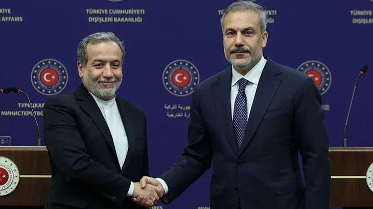 Dışişleri Bakanı Hakan Fidan İranlı mevkidaşı Arakçi ile telefon görüşmesi yaptı