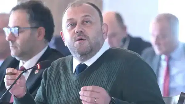 Edirne'de CHP'li imar komisyonu üyesine rüşvet iddiasıyla gözaltı