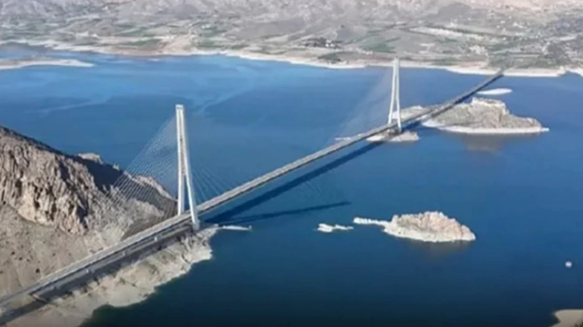 Elazığ ile Tunceli arasında Pertek Köprüsü inşa edilecek