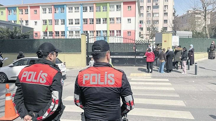 Emniyet ve Jandarma okul güvenliği için denetimlerini sürdürüyor