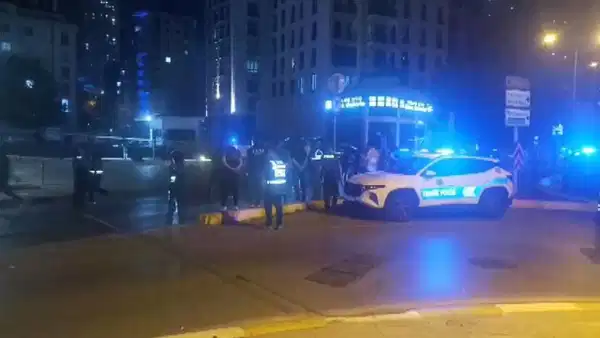 Esenyurt'ta ceza yazılan emekli polis ve trafik polisi ağır yaralandı