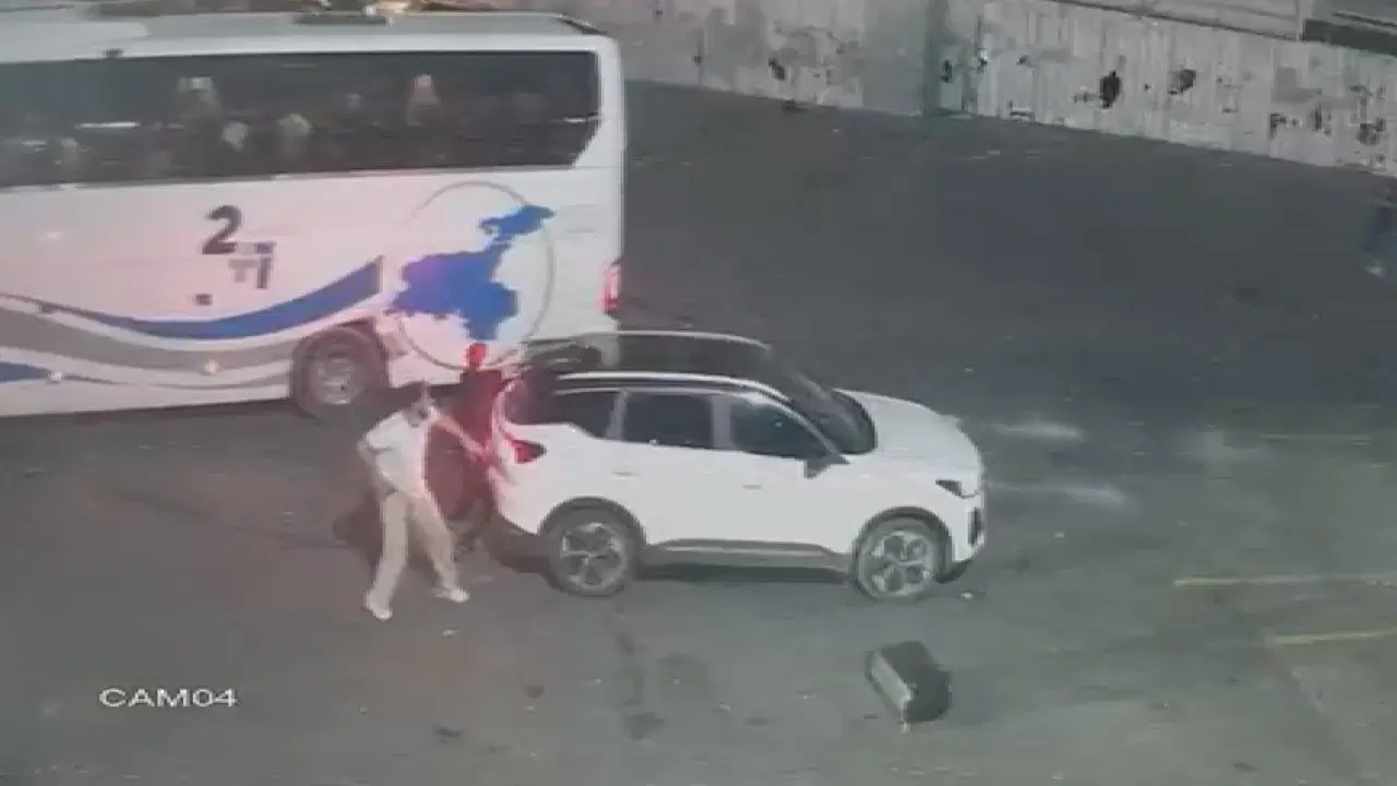 İstanbul Sultanbeyli'de IŞİD şüphelisi operasyonla yakalandı