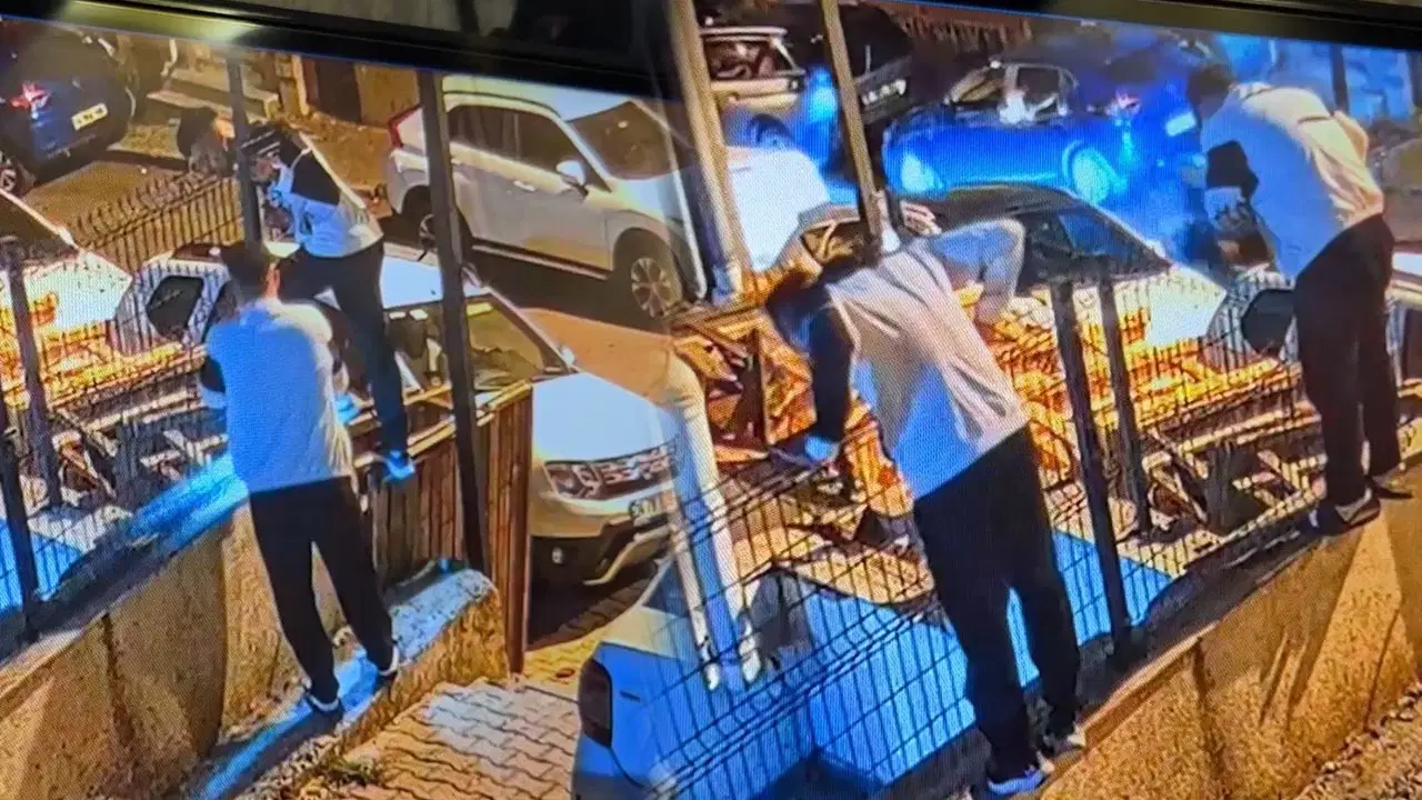 Kağıthane’de rezidansın 14. katından düşen genç kadın hayatını kaybetti