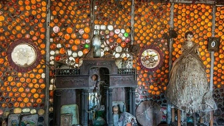 Kaliforniya'da çöpten malzemelerle oluşturulan Bottle Village