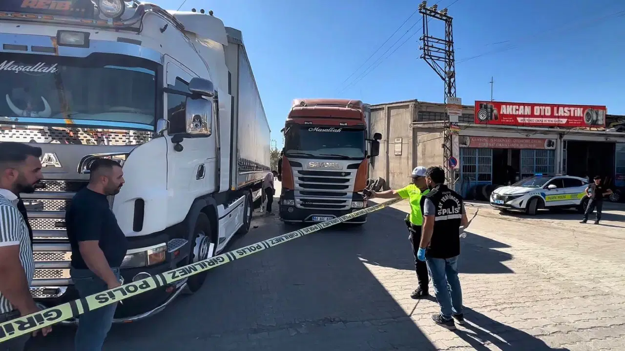 Malatya'da kuzenler arasındaki husumet TIR kazasına dönüştü