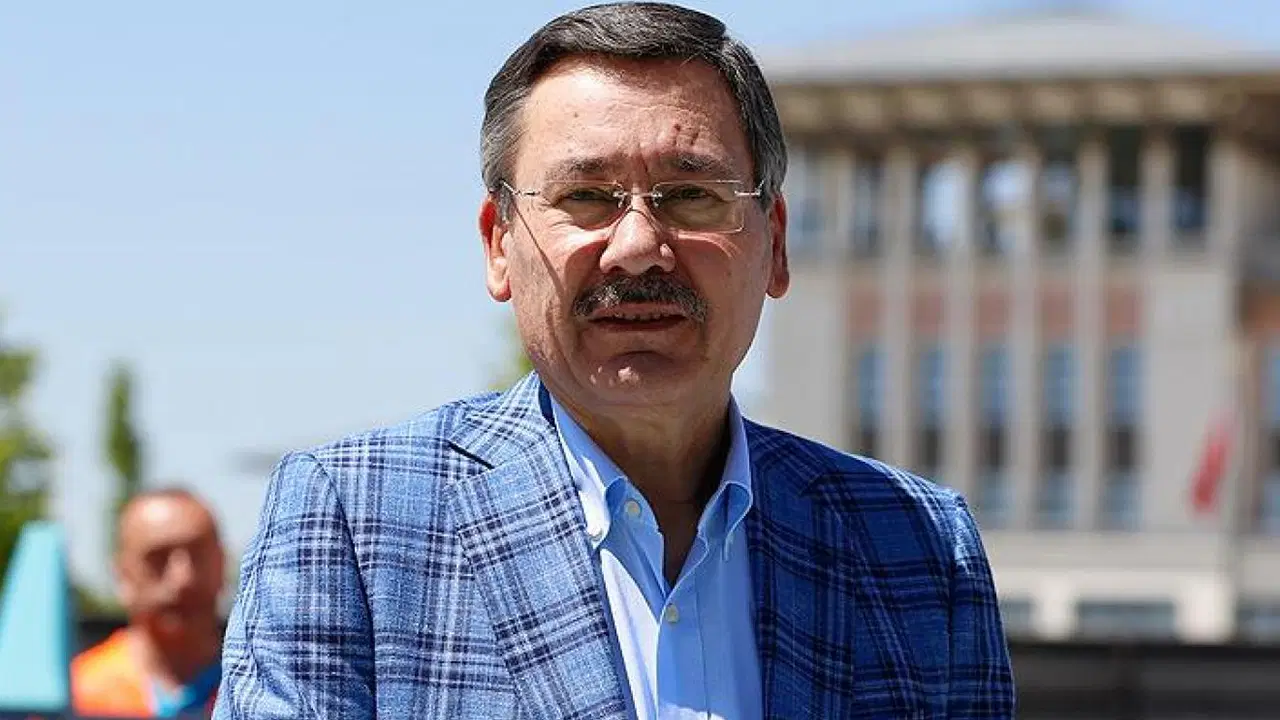 Melih Gökçek, kayıtdışı para transferi iddiaları nedeniyle ifade vermeye çağrıldı
