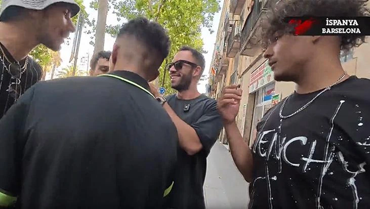 Mert Öztürk, Barselona sokaklarındaki dikkat dağıtma taktiğini atlattı