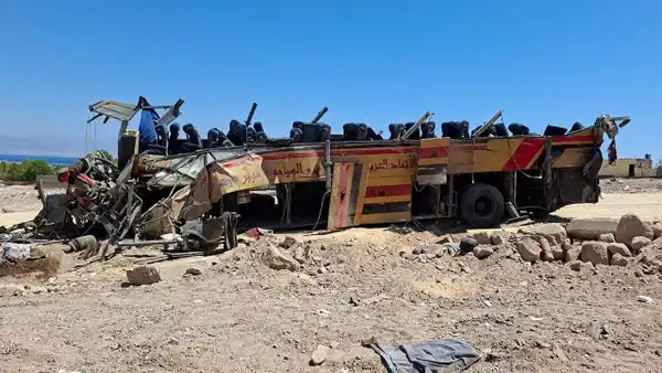 Mısır'da otobüs kazasında 16 kişi hayatını kaybetti, 28 yaralı var
