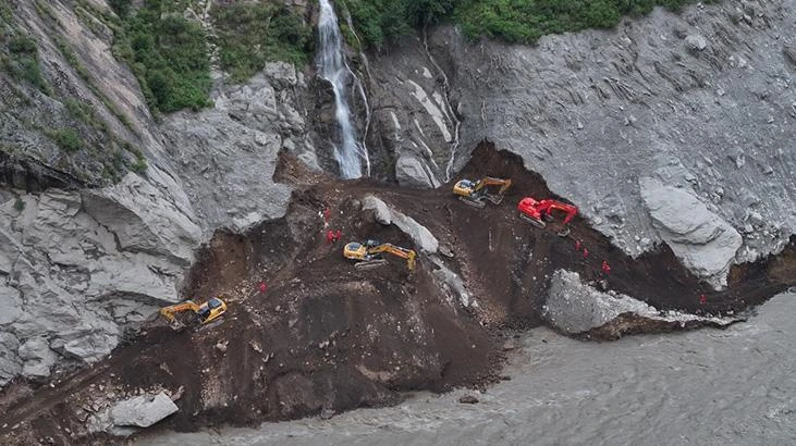 Nepal ve Çin'deki sel felaketinde can kaybı 1.130'a ulaştı