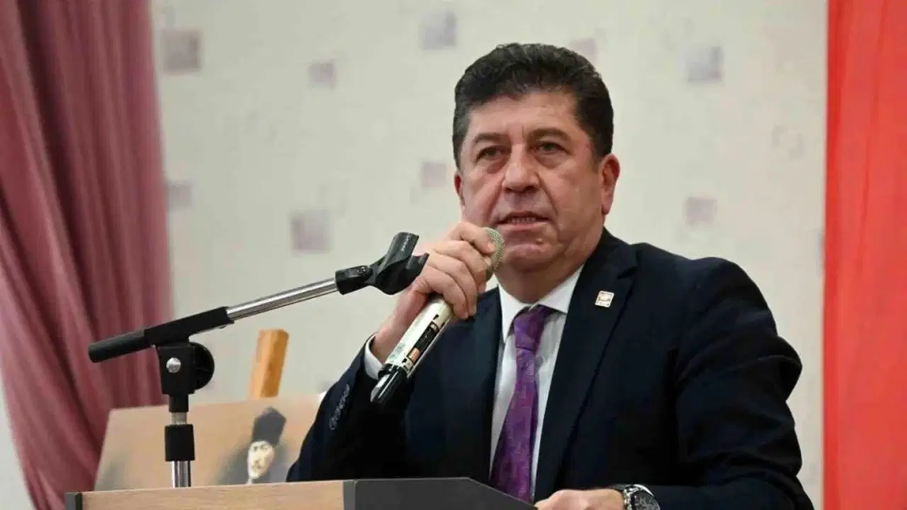 YENİ Parti'li Yaşar Tüzün'den Üsküdar Belediye Başkan Vekili seçimine tepki